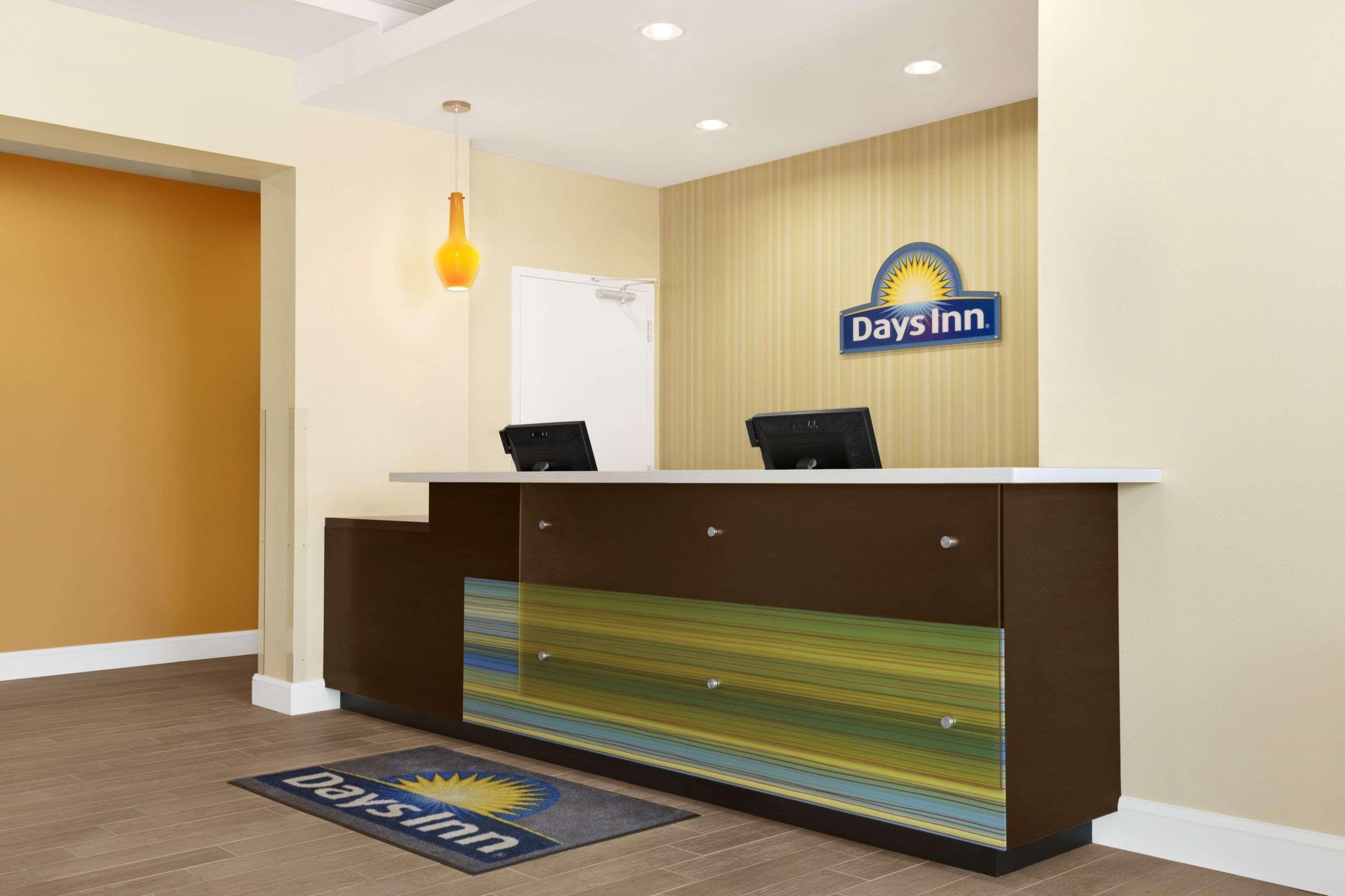 Spark By Hilton Victoria Εξωτερικό φωτογραφία
