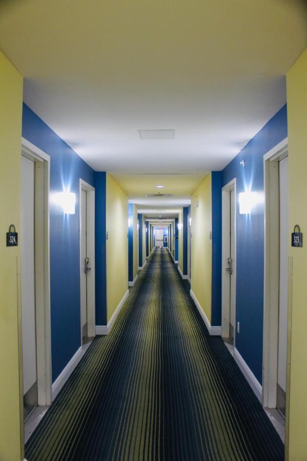 Spark By Hilton Victoria Εξωτερικό φωτογραφία